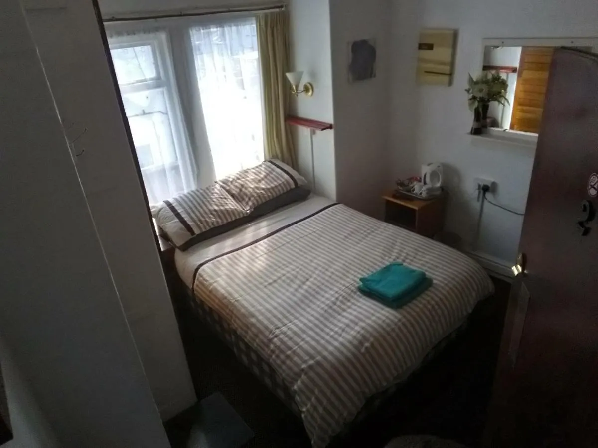 Myroomz Golden Strand Hotel Blackpool United Kingdom