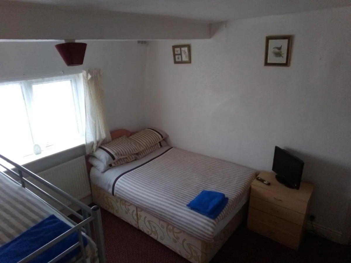 Myroomz Golden Strand Hotel Blackpool