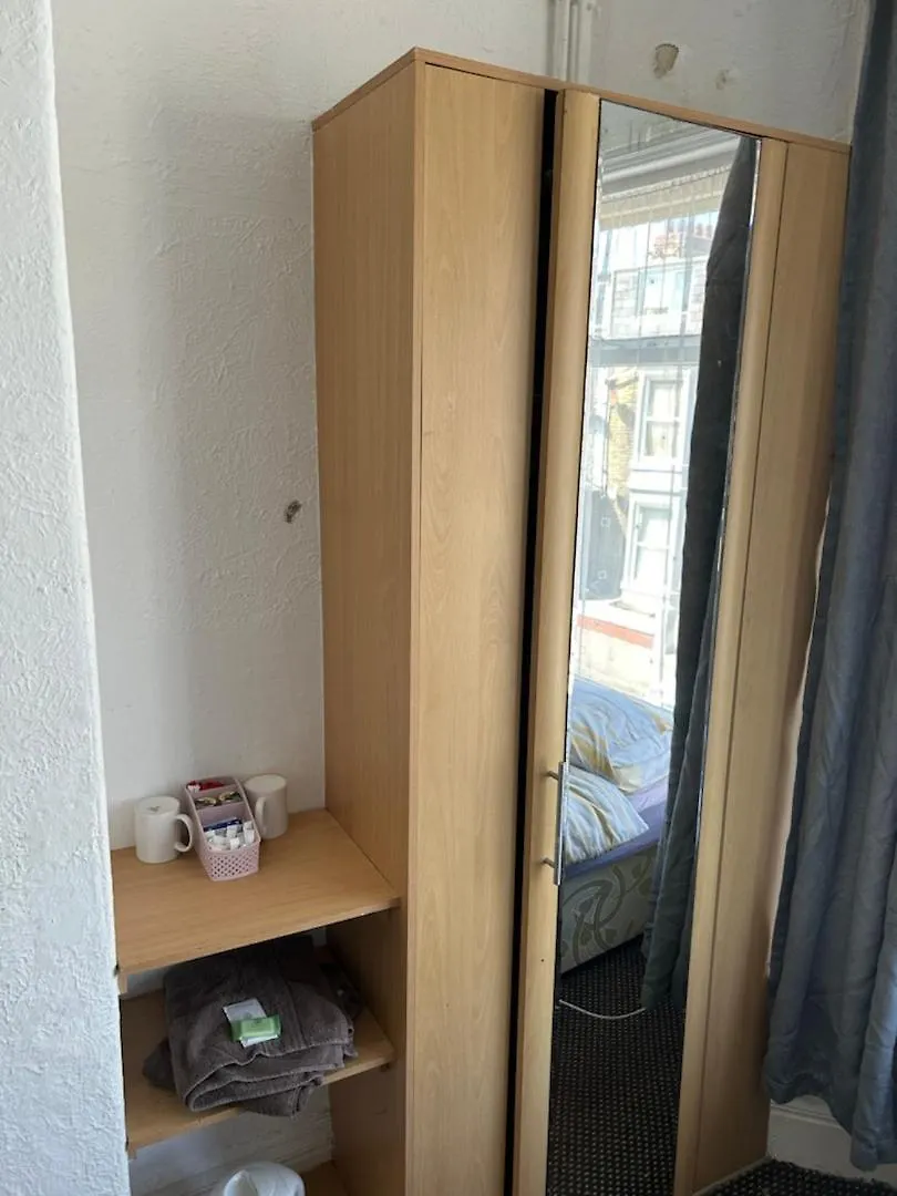 Myroomz Golden Strand Hotel Blackpool United Kingdom